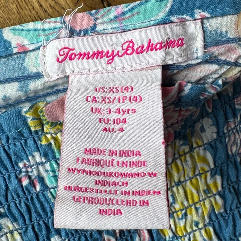 Tommy Bahama Blue Floral Smocked Romper size XS 4 - Picture 2 of 6